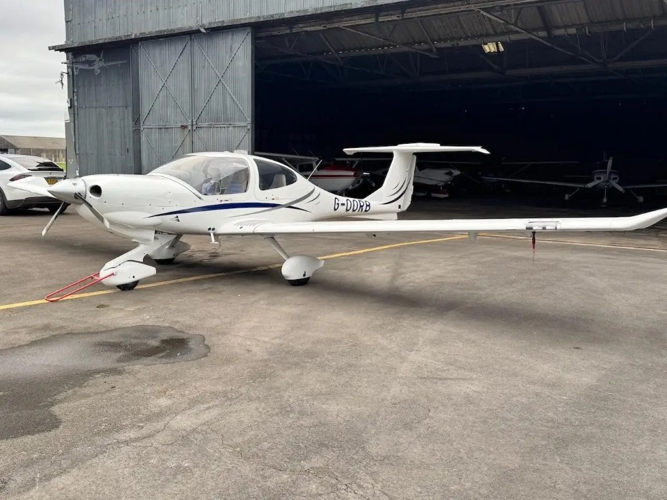 Diamond DA40 TDI G-OORB aircraft for sale