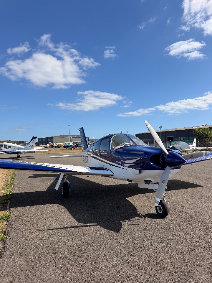 Piper PA28 Arrow II aircraft share