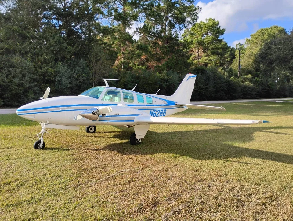 Beechcraft Baron 58 N62BB aircraft for sale
