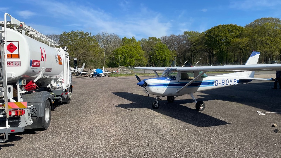 Cessna 152 Aerobat Hour Building