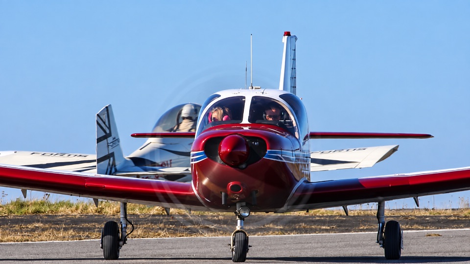 Wassmer 52 Europa aircraft share