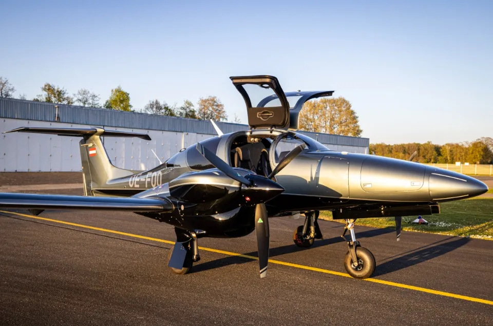 Diamond DA62 OE-FOO aircraft for sale